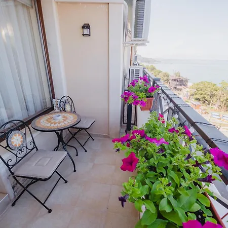 Apartament With Panoramic Sea View - Floor