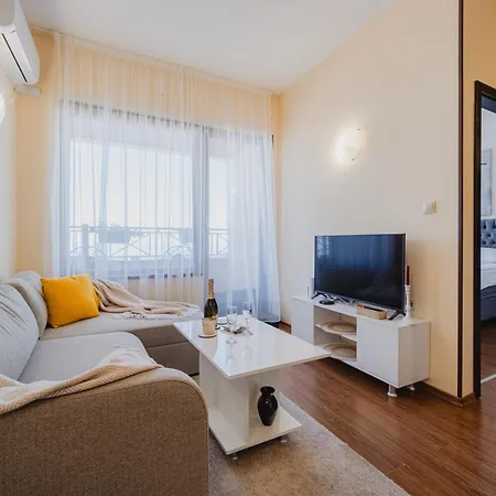 Апартаменты With Panoramic Sea View - Floor Золотые Пески